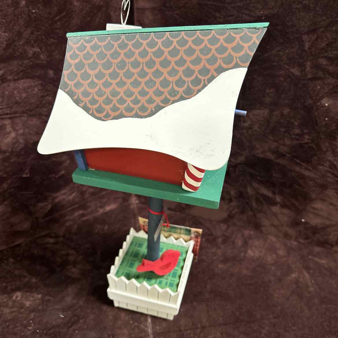 NEW Hallmark Christmas Birdhouse