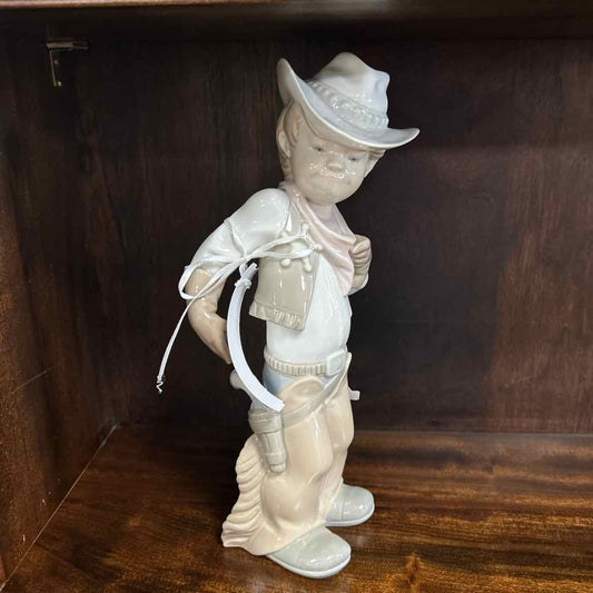 Lladro - Cowboy Sheriff