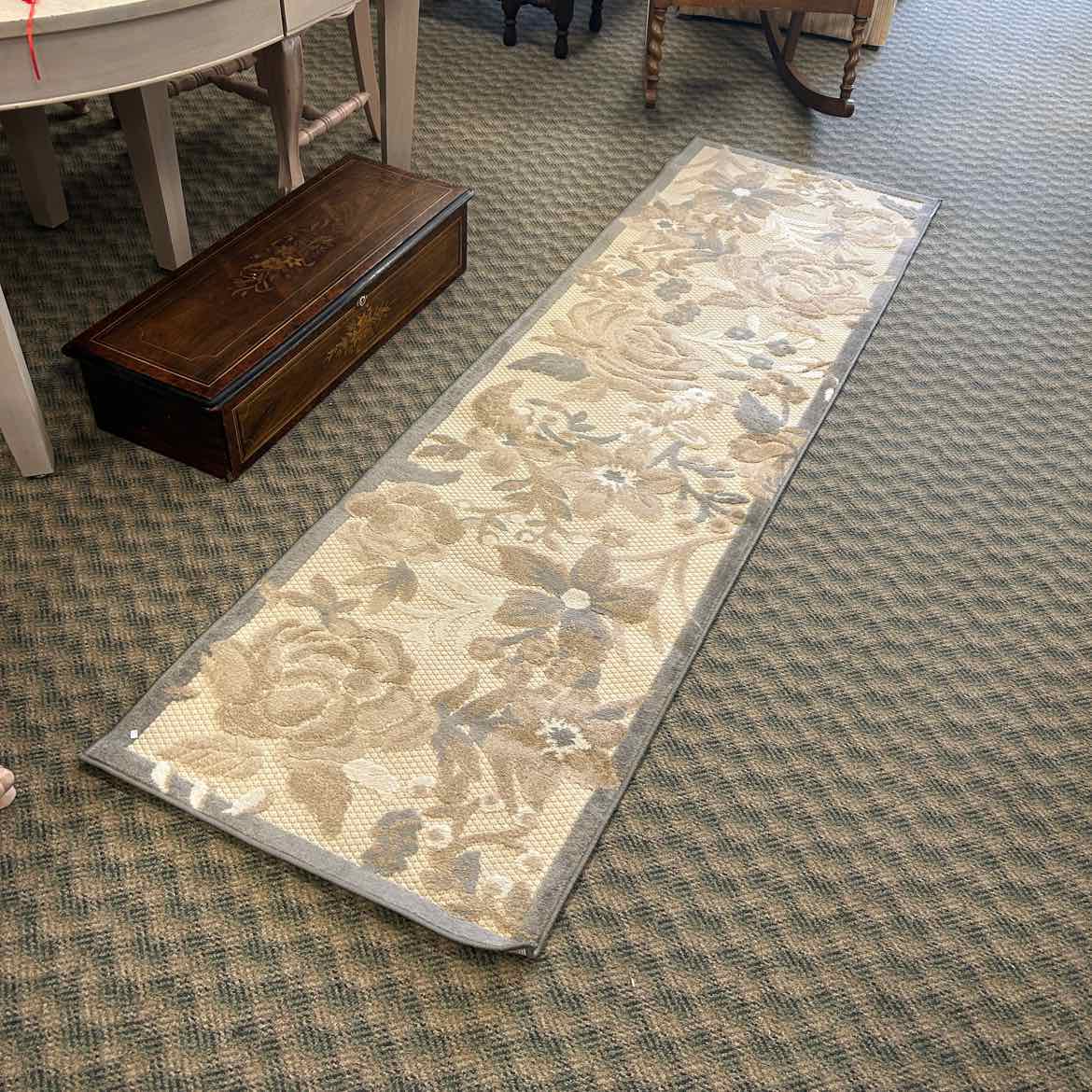 Gray & Beige Runner