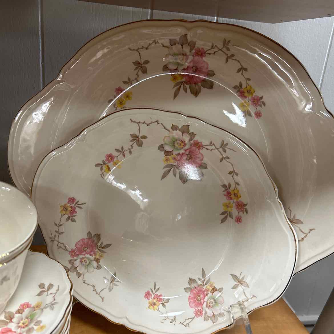 92 pc Edwin Knowles China -Blossom Time