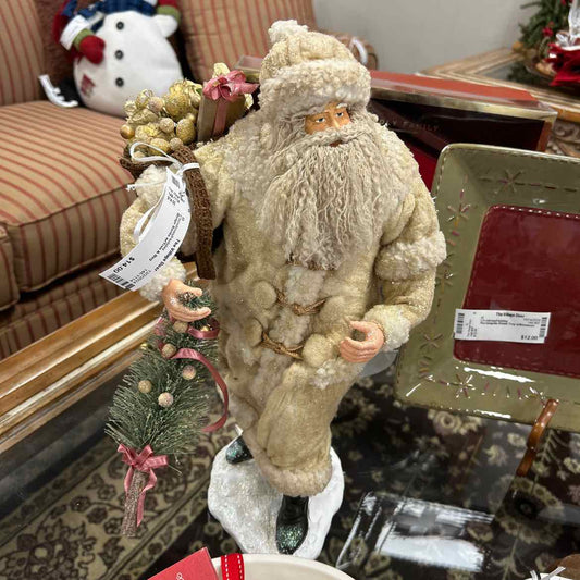 Beige Santa w/Tree & Bag