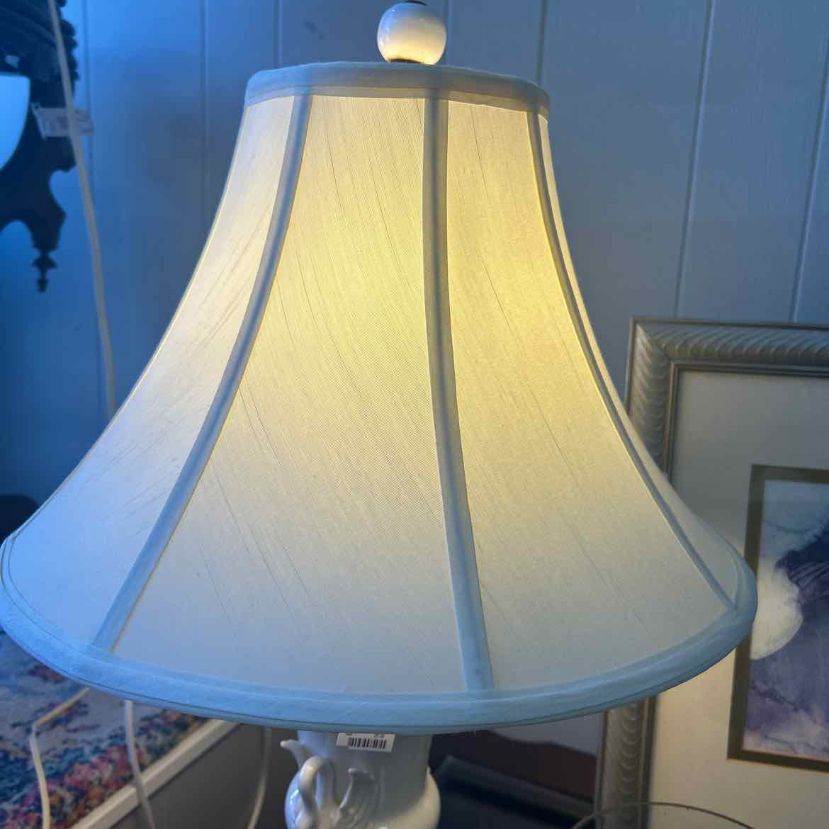 White Ceramic Lamp w/Shade