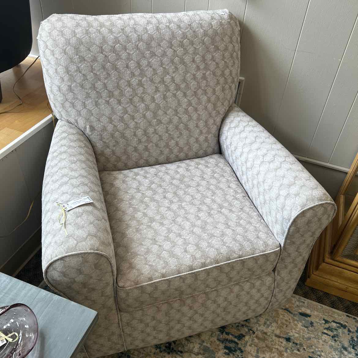 Gray Pattern Rocker/Swivel Chair