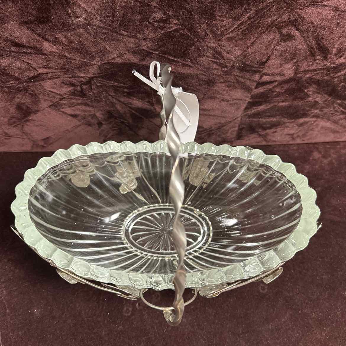 Oval Glass Bowl on Metal Stand