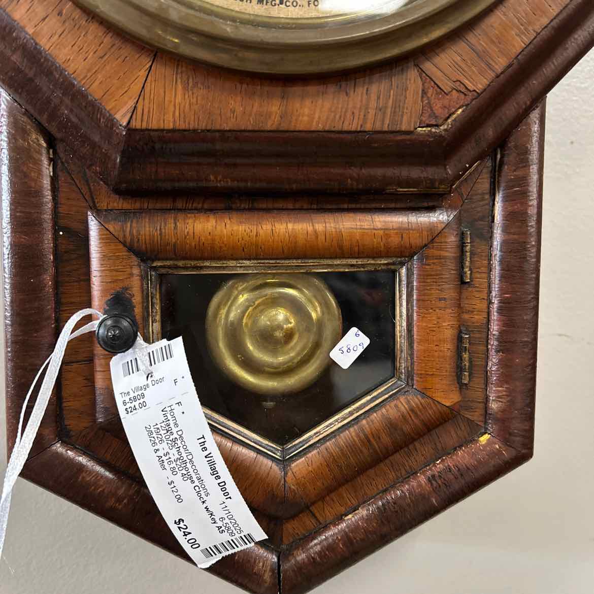 Vintage Schoolhouse Clock w/Key AS IS