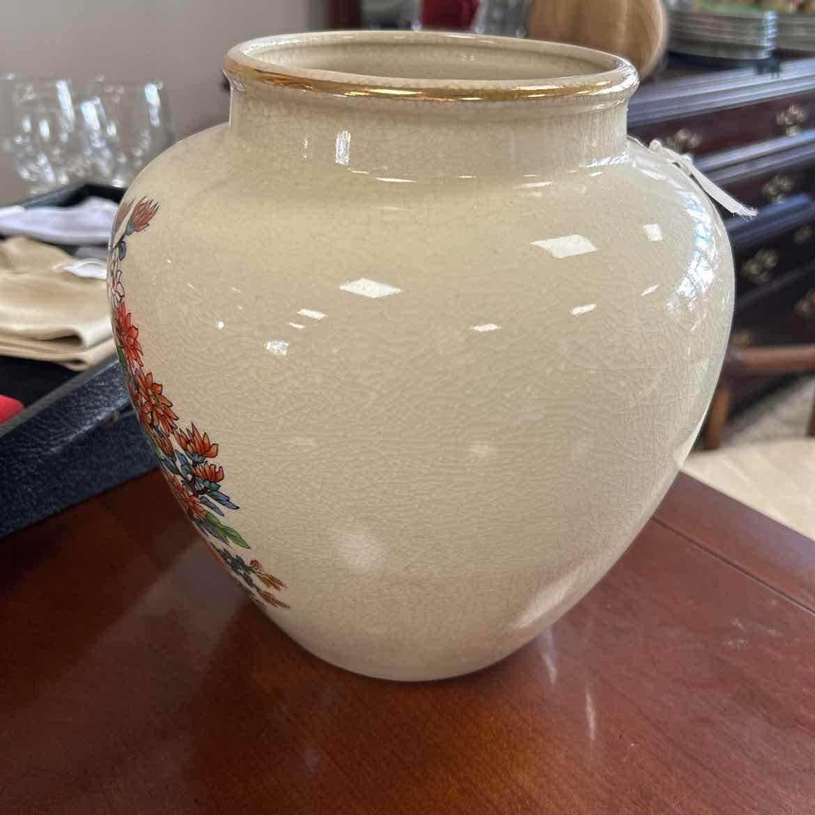 Large Cream Vase w/Flowers