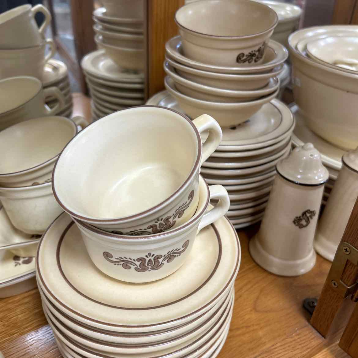 93 pc Pfaltzgraff Dinner Set