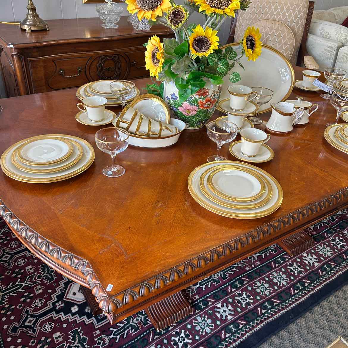 Wood 2 Pedestal Legs Table w/Carved Out Edge/2 Leaves