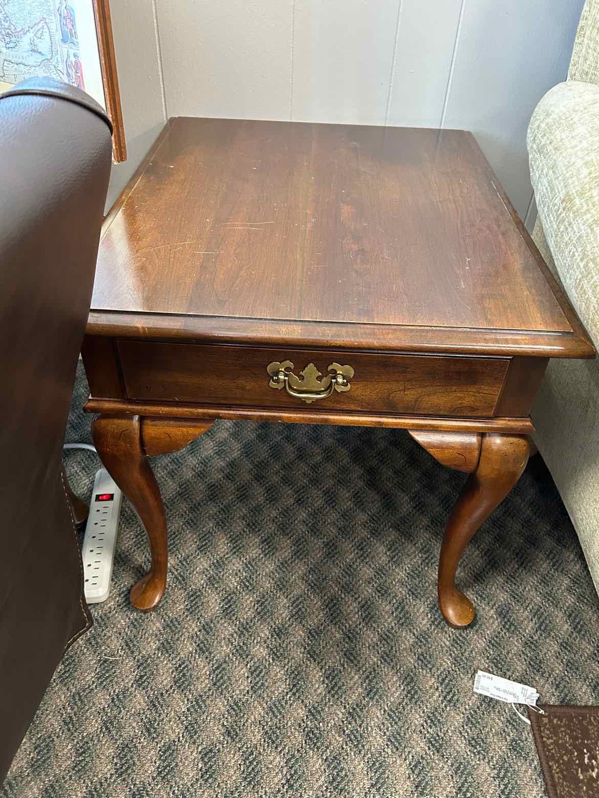 Ethan Allen Side Table w/Drawer