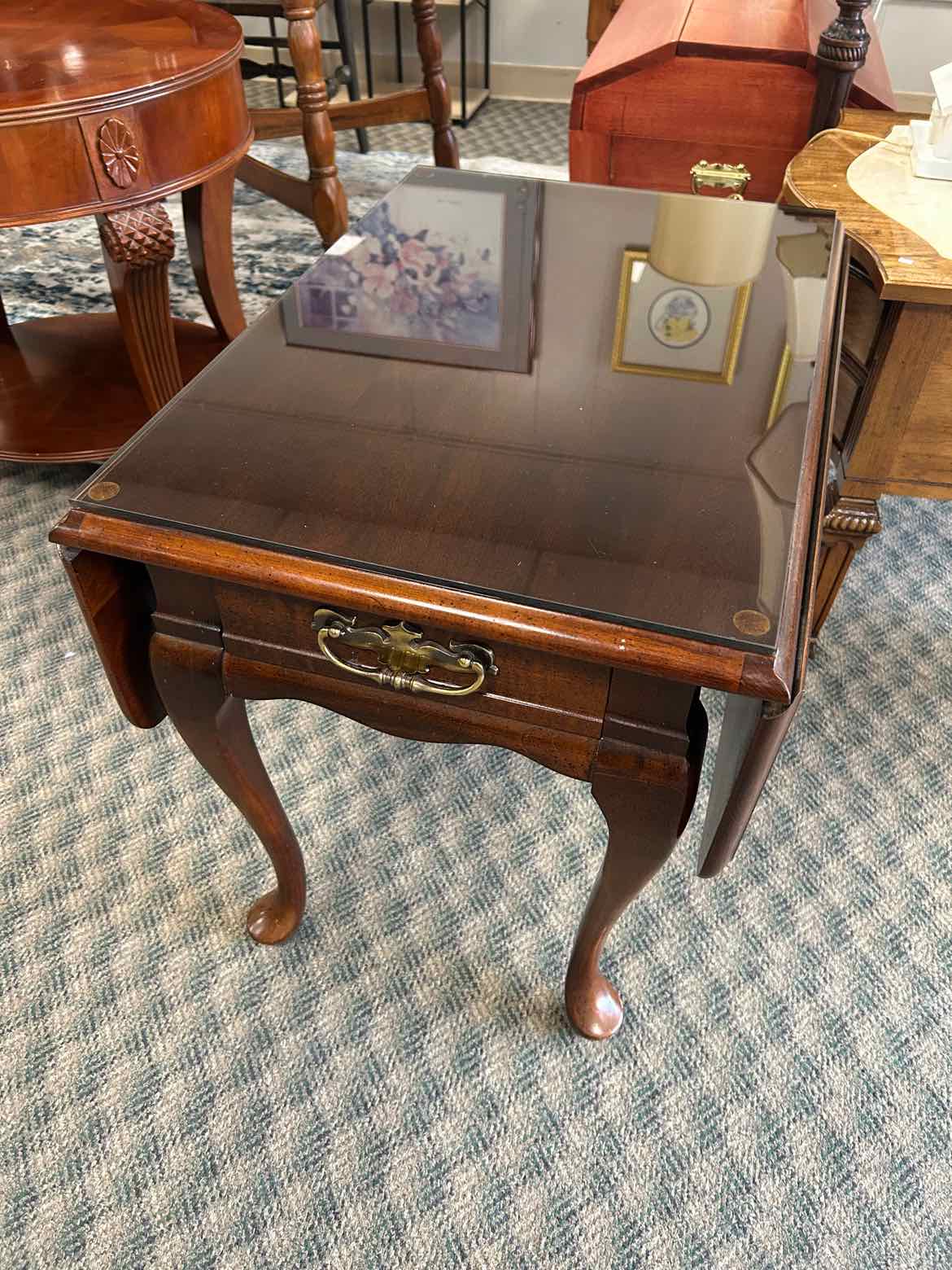 Wood End Table w/Folding Sides & Glass Top
