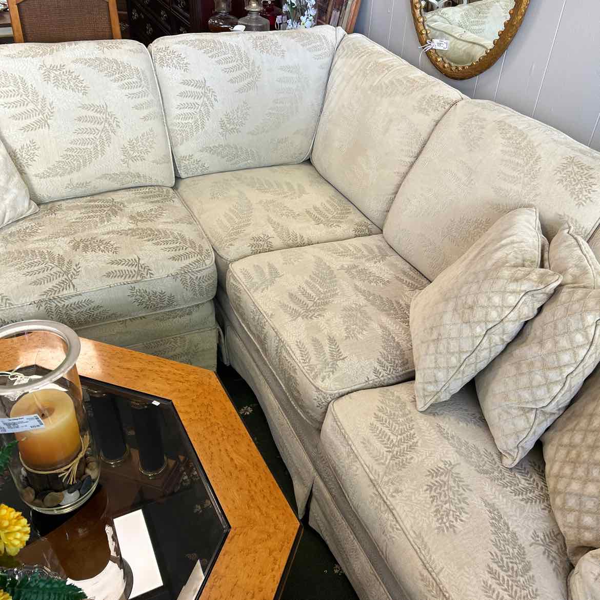 Cream Flexsteel Sectional Couch w/Ferns