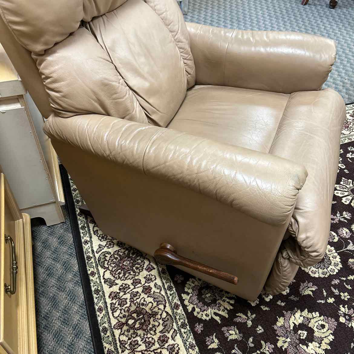 Tan Lazy Boy Leather Recliner