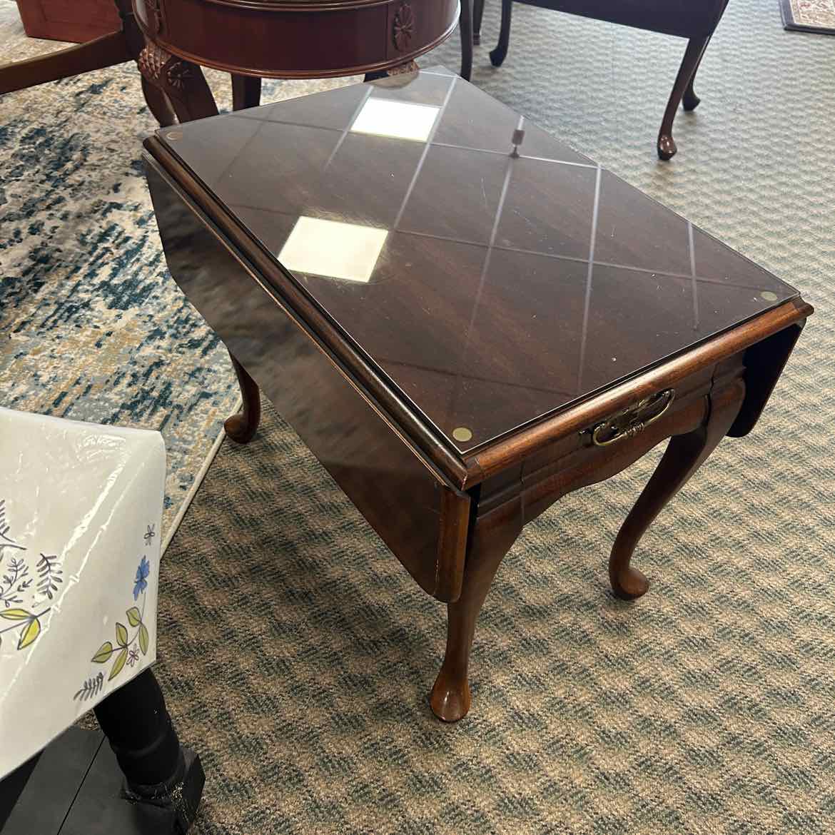 Wood End Table w/Folding Sides & Glass Top