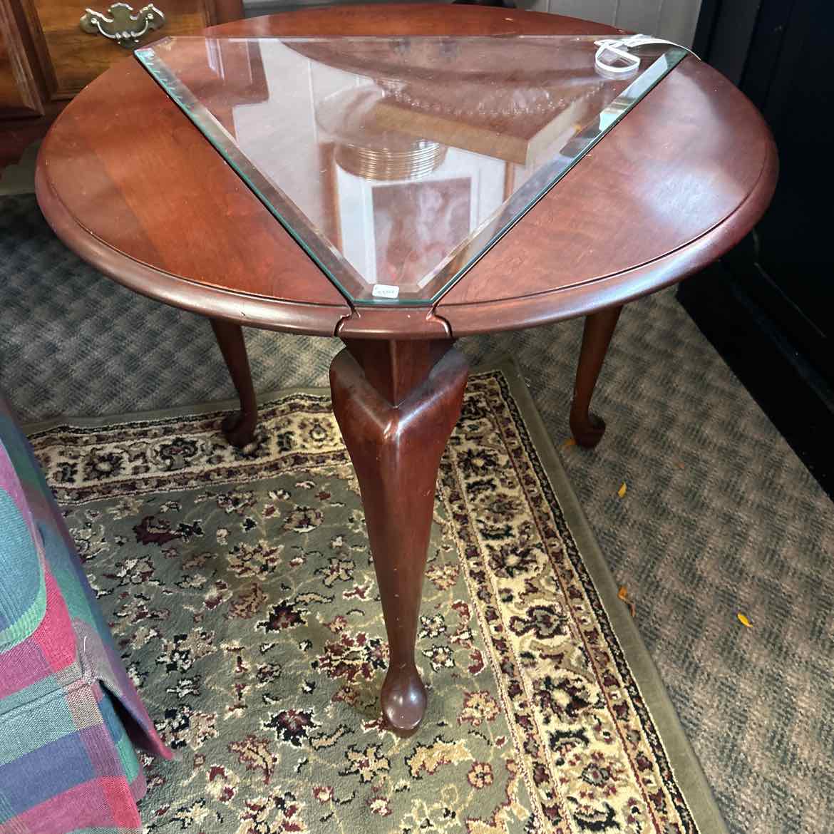 Drop Leaf Side Table w/Glass Top