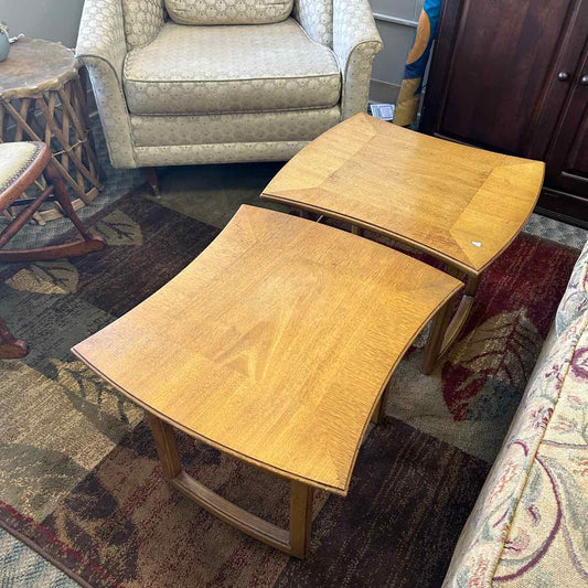 Pair Thomasville Mid Century End Tables