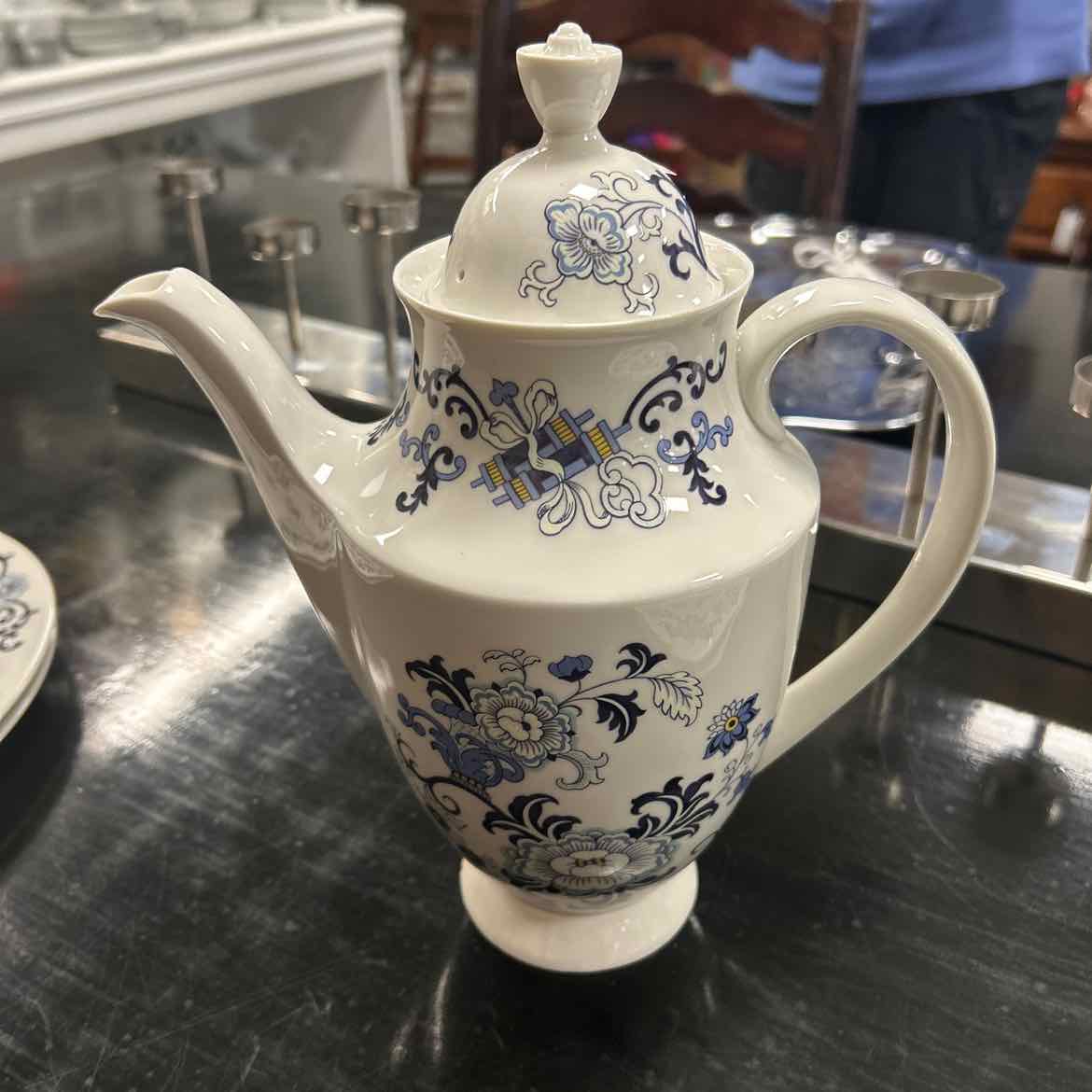 83 pc Royal Doulton Nankin China Set