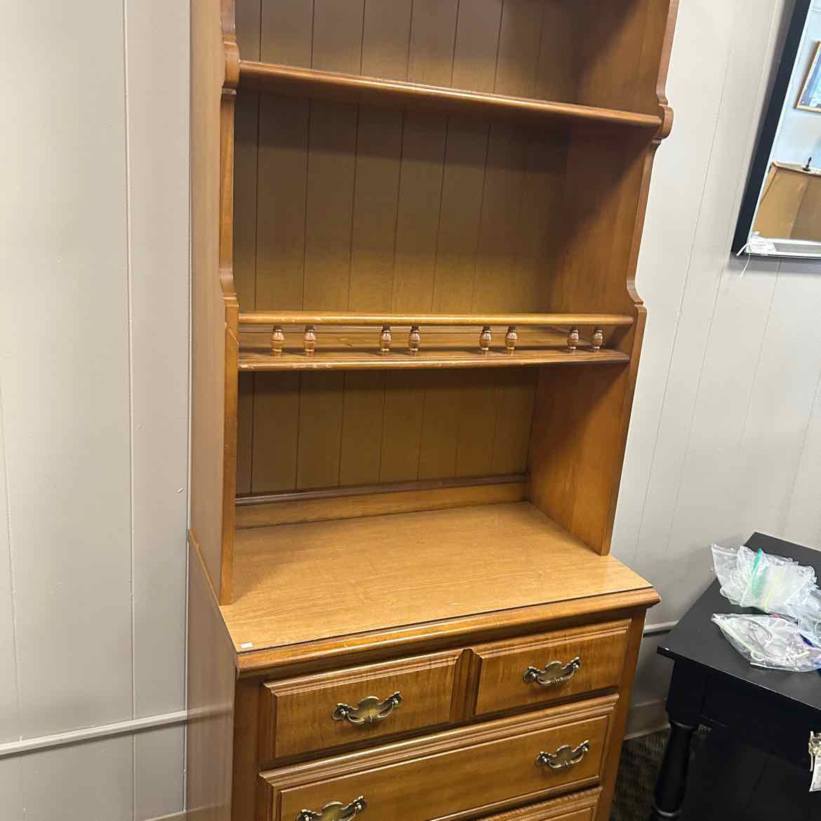 2 Shelf Light Wood Hutch